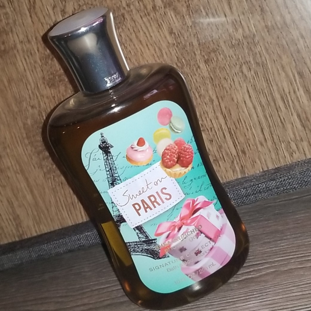 Bath & Body Works Sweet on Paris body wash